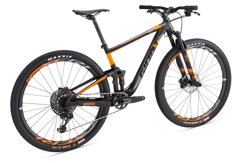 2018 Giant Anthem 29er 1 Aluminium Mountain Bike in Black-1