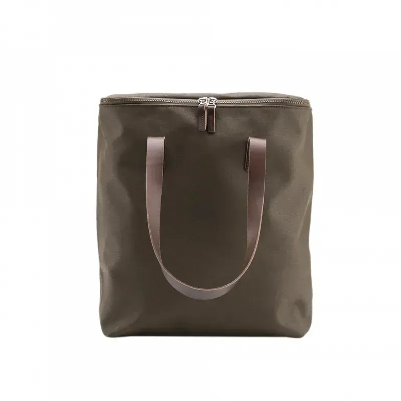 Brooks Camden 22-litre Tote Bag in Moss
