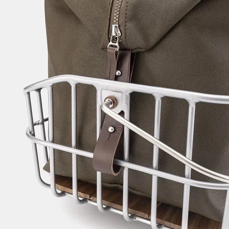 Brooks Clapham 26-litre Tot Bag in Moss-12