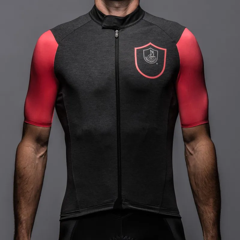 black red cycling jersey