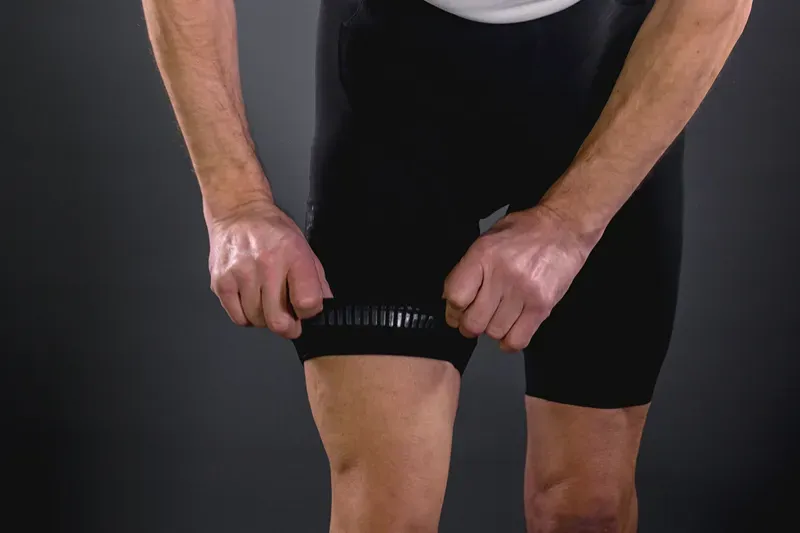 Endura Pro SL Long Leg Road Bib Shorts in Black-3