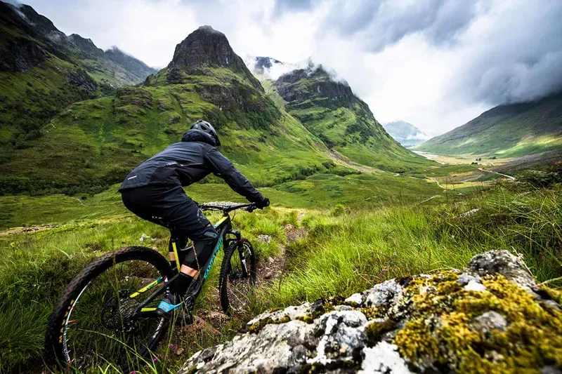 Endura MT500 Burner Shorts II in Black-2