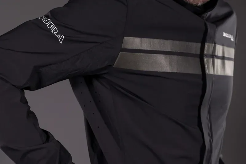 Endura Pro SL Road Windshell Jacket in Black-6