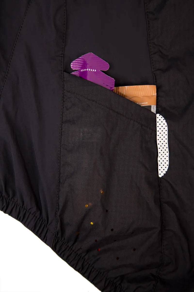 Endura Pro SL Road Windshell Jacket in Black-2