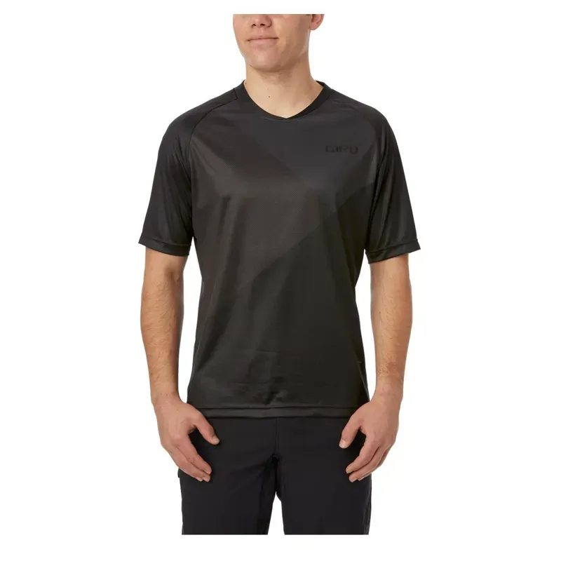 Giro Roust Short Sleeve MTB Jersey in Black