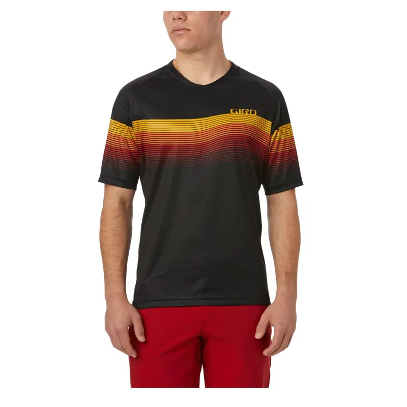 Giro Roust Short Sleeve MTB Jersey in Black