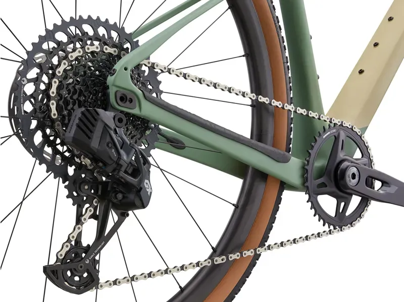 Giant Revolt X Advanced Pro 1 Gravel Bike in Pale Olive-3