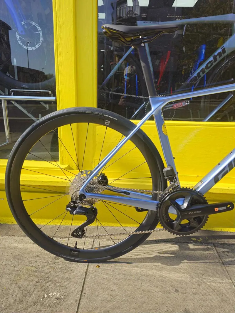 Giant TCR Advanced 0 DI2 Road Bike In Gloss Frost Silver/Cold Iron-6