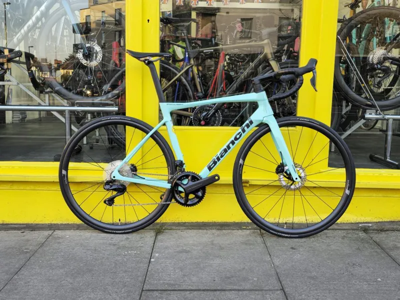 Bianchi Specialissima Comp Shimano Ultegra Di2 Disc Road Bike Size 55cm Only One Left-1