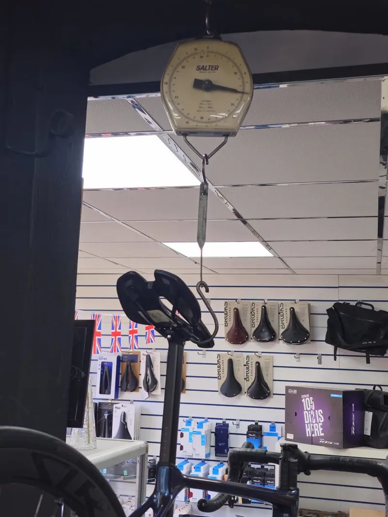 Giant TCR Advanced Pro 0-Di2 2025 Road Bike In Gloss Ocean Twilight/Lightning-3