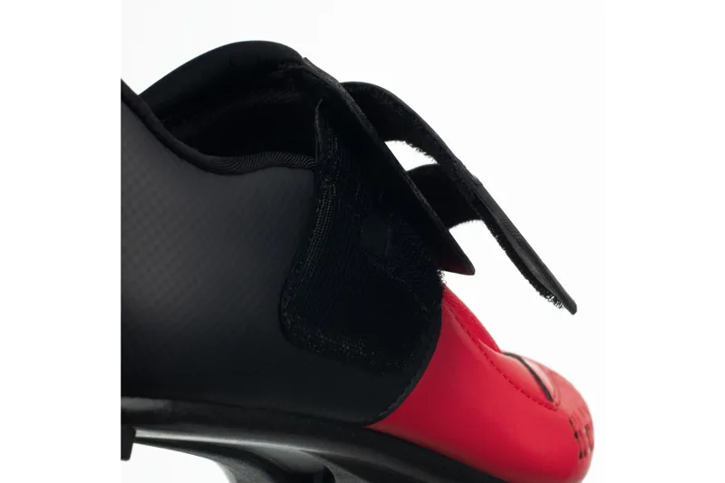 Fizik R4 Transiro Tri Shoes in Black/White-8