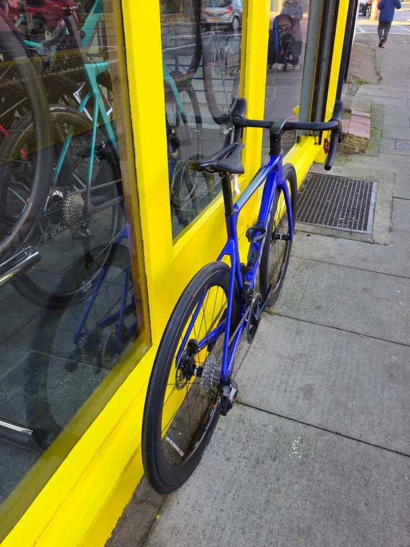 Giant Propel Advanced 1 Road Bike in Aerospace Blue-4