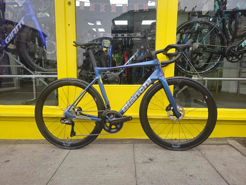 Bianchi Specialissima Pro CV Ultegra Di2  2026 Blue Purple - Chrome  Full Glossy-1