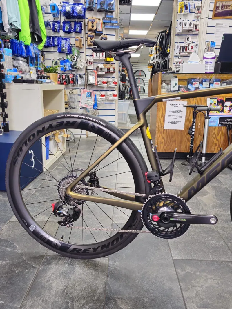 Merida Scultura 9000 SRAM Force eTap Road Bike In Gold 2024