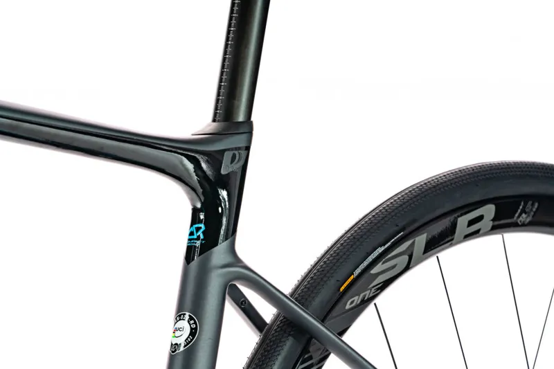 2021 Giant Defy Advanced Pro 0 SRAM Red Carbon Road Bike in Grey-7