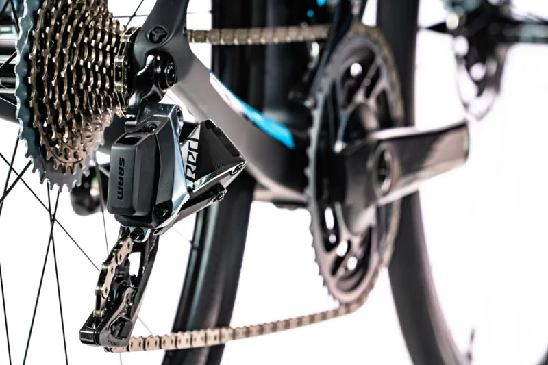 2021 Giant Defy Advanced Pro 0 SRAM Red Carbon Road Bike in Grey-5