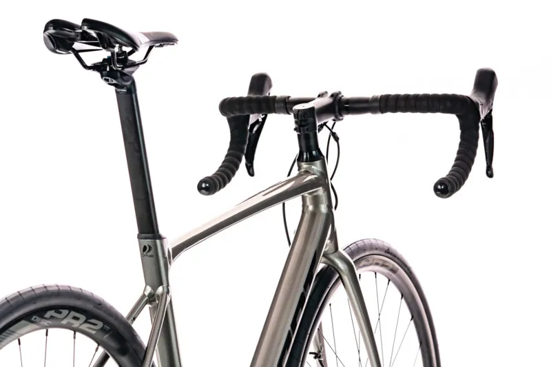 2020 Giant Contend SL 1 Disc Endurance Road Bike in Grey-5