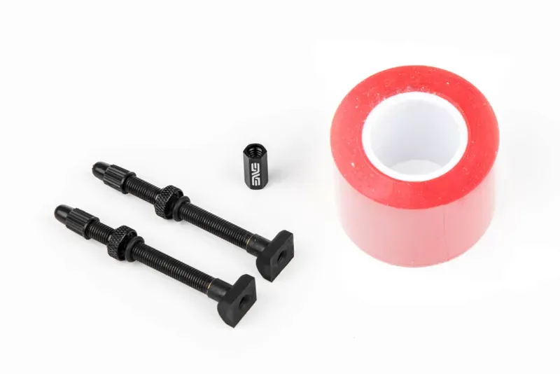 ENVE Road Tubeless Kit in Red 